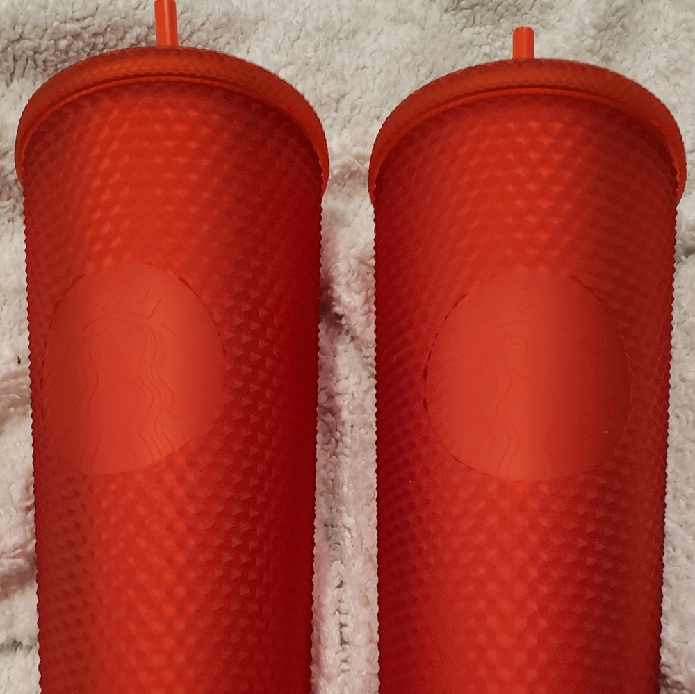 Rare studded matte Venti Starbucks red tumble